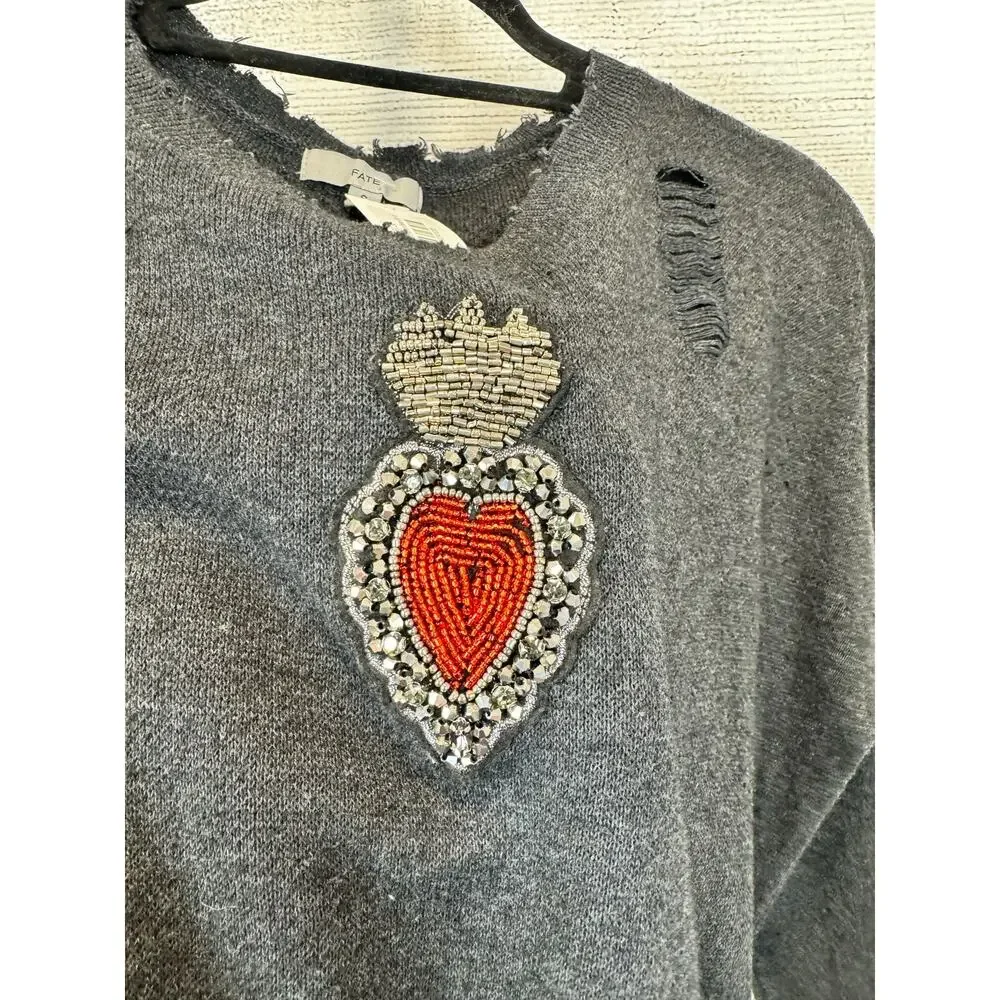 Fate Women's Gray Distressed Beaded Graphic Long Sleeve Sweater Size Small